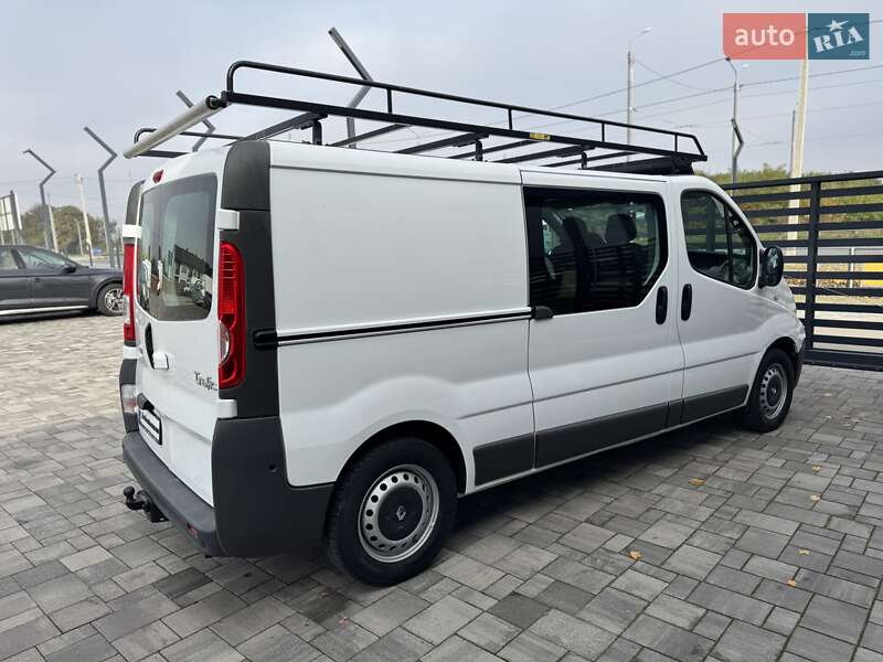 Минивэн Renault Trafic 2014 в Ровно