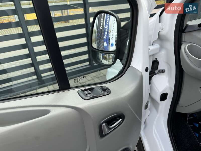 Минивэн Renault Trafic 2014 в Ровно