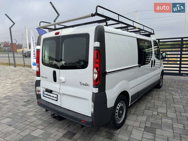 Минивэн Renault Trafic 2014 в Ровно