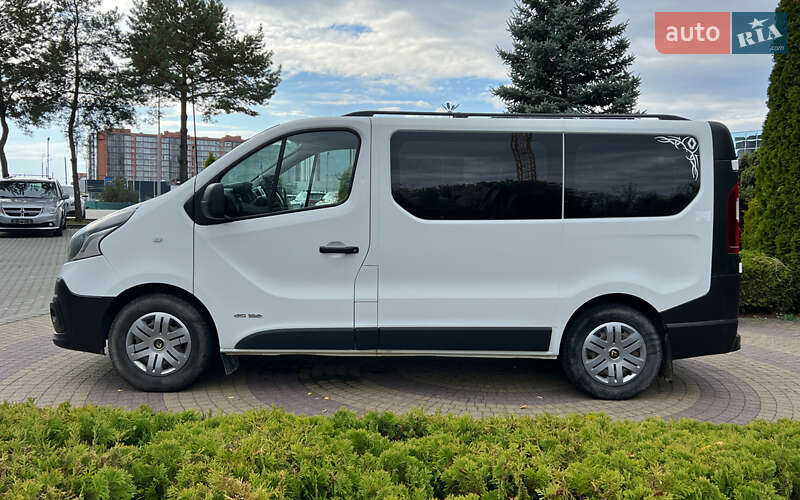 Мінівен Renault Trafic 2016 в Львові фото 4 Мінівен Renault Trafic 2016 в Львові