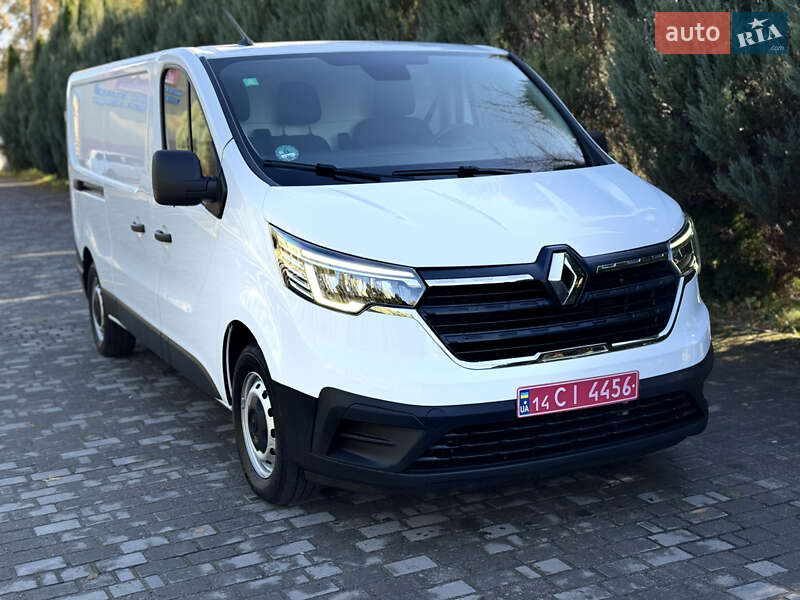 Вантажний фургон Renault Trafic 2023 в Самборі