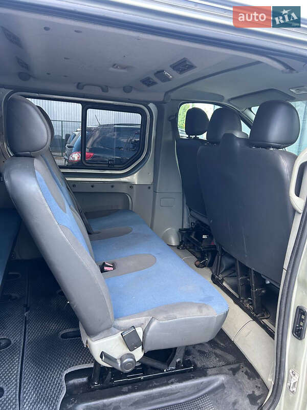 Минивэн Renault Trafic 2011 в Киеве фото 10 Минивэн Renault Trafic 2011 в Киеве
