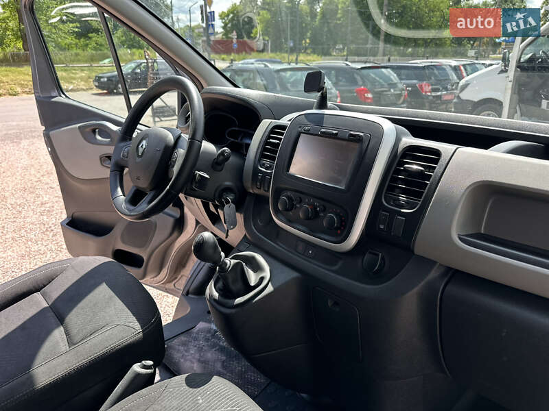 Грузовой фургон Renault Trafic 2017 в Ровно фото 23 Грузовой фургон Renault Trafic 2017 в Ровно