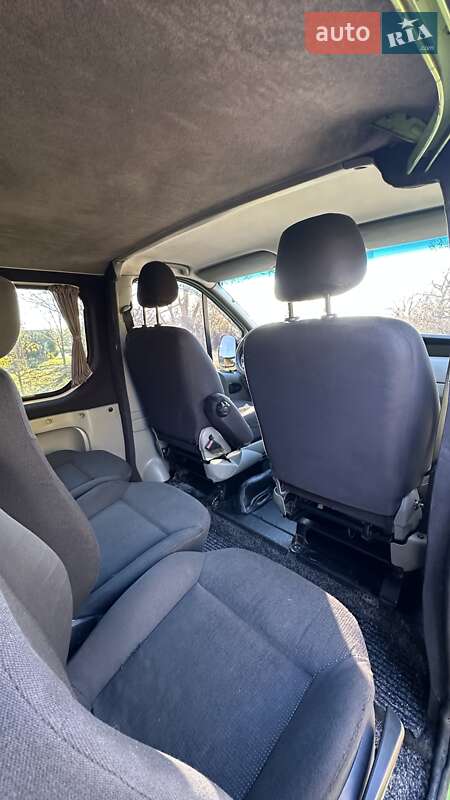 Минивэн Renault Trafic 2009 в Бершади