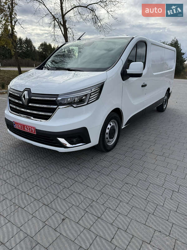 Грузовой фургон Renault Trafic 2023 в Львове