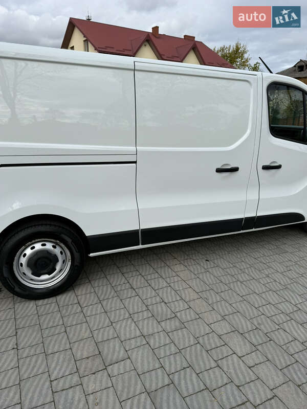 Грузовой фургон Renault Trafic 2023 в Львове