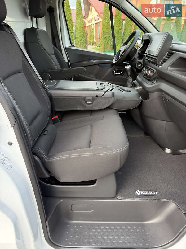 Грузовой фургон Renault Trafic 2023 в Львове