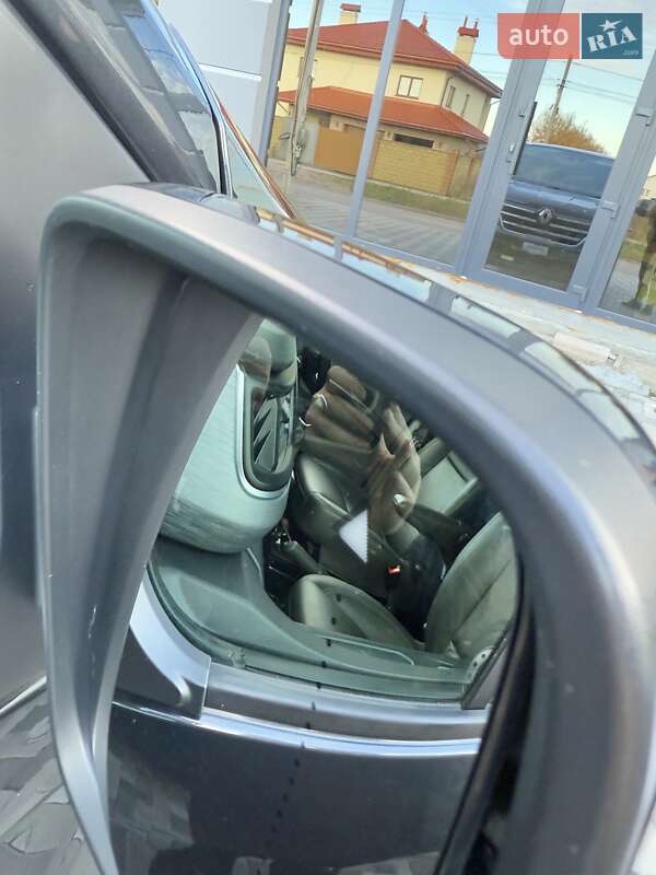 Минивэн Renault Trafic 2022 в Киеве фото 40 Минивэн Renault Trafic 2022 в Киеве