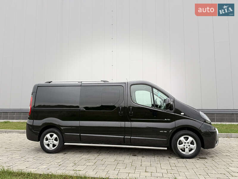 Мінівен Renault Trafic 2013 в Рівному