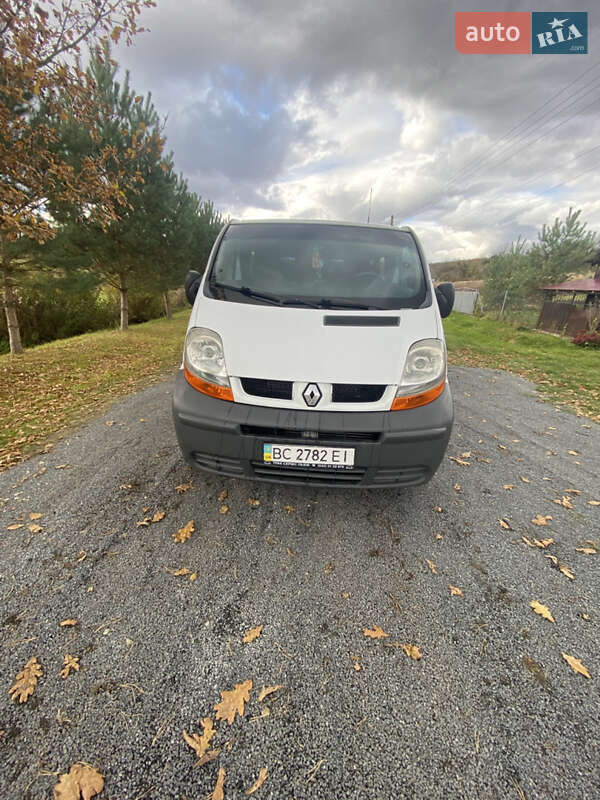 Минивэн Renault Trafic 2005 в Перемышлянах фото 2 Минивэн Renault Trafic 2005 в Перемышлянах