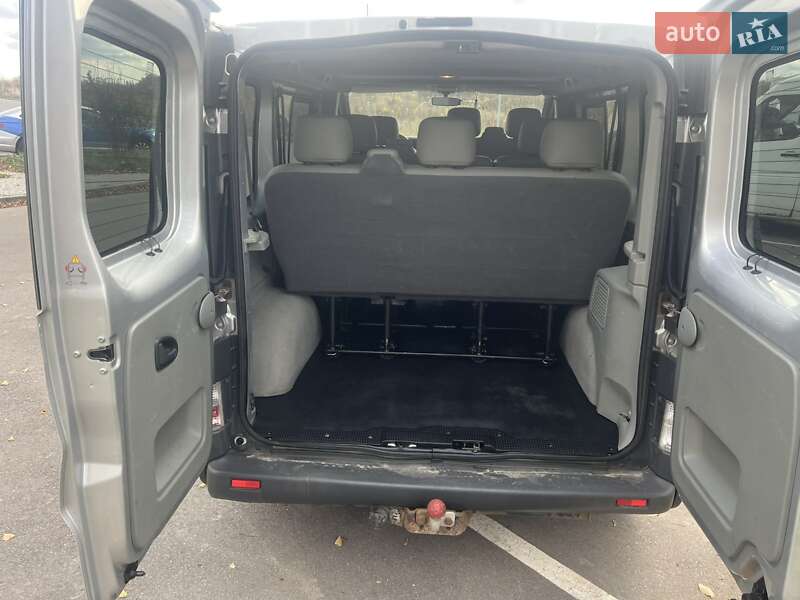 Мінівен Renault Trafic 2005 в Вінниці