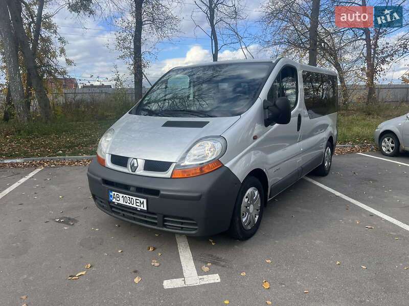 Мінівен Renault Trafic 2005 в Вінниці