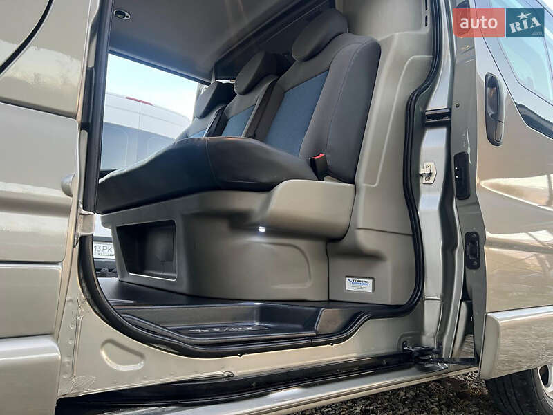 Минивэн Renault Trafic 2012 в Львове