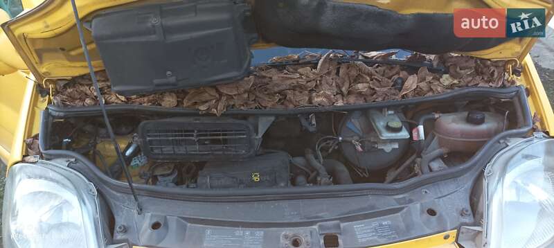 Мінівен Renault Trafic 2004 в Бродах