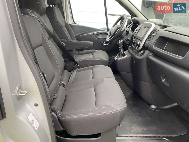 Вантажний фургон Renault Trafic 2021 в Дубні