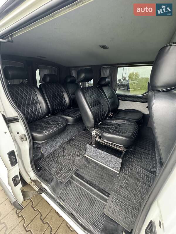 Минивэн Renault Trafic 2007 в Киеве