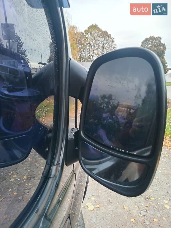 Мінівен Renault Trafic 2005 в Вінниці