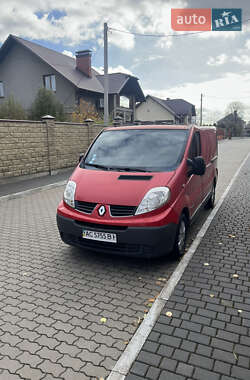 Вантажний фургон Renault Trafic 2009 в Володимирі
