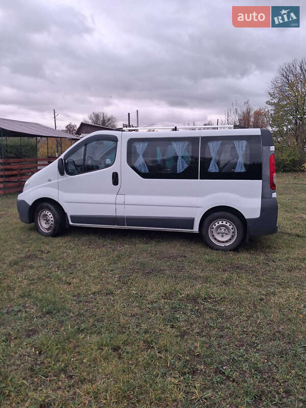 Мінівен Renault Trafic 2009 в Валках фото 5 Мінівен Renault Trafic 2009 в Валках