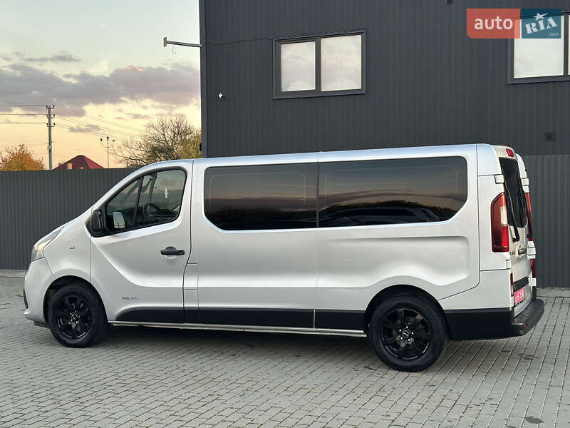 Минивэн Renault Trafic 2017 в Ужгороде фото 3 Минивэн Renault Trafic 2017 в Ужгороде