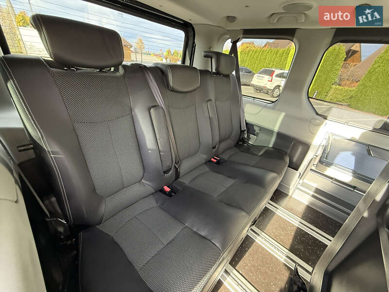 Мінівен Renault Trafic 2014 в Стрию