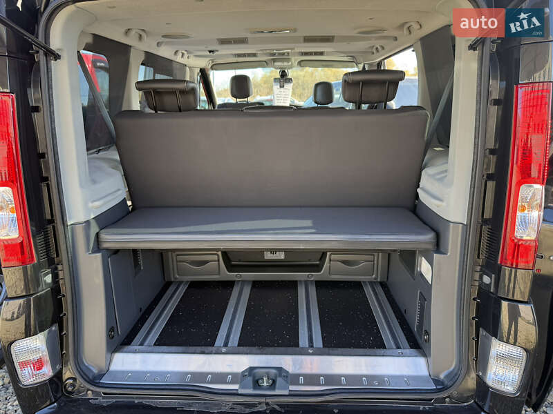 Мінівен Renault Trafic 2014 в Стрию