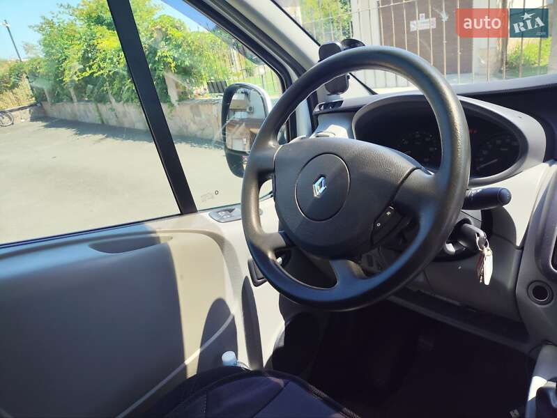 Минивэн Renault Trafic 2014 в Дубно фото 13 Минивэн Renault Trafic 2014 в Дубно