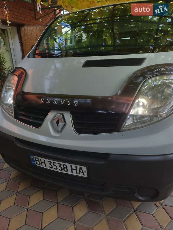 Грузовой фургон Renault Trafic 2013 в Измаиле