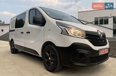 Вантажний фургон Renault Trafic 2015 в Києві