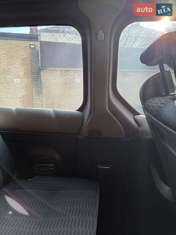 Минивэн Renault Trafic 2019 в Киеве