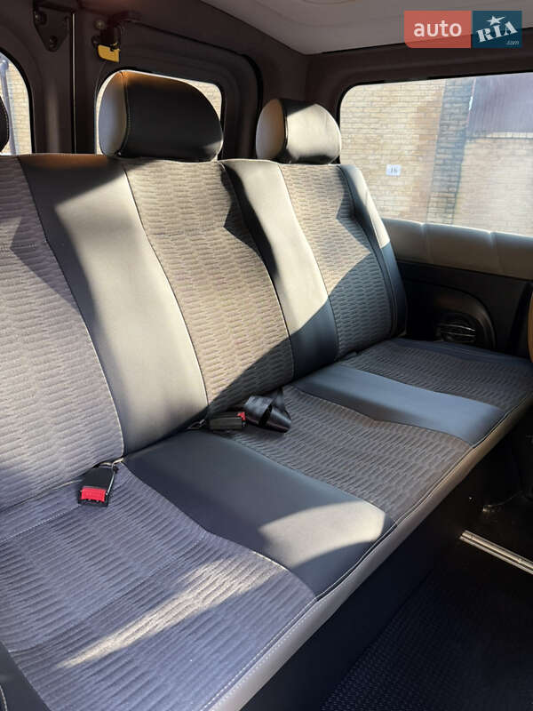 Минивэн Renault Trafic 2019 в Киеве