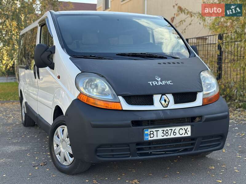 Мінівен Renault Trafic 2005 в Одесі