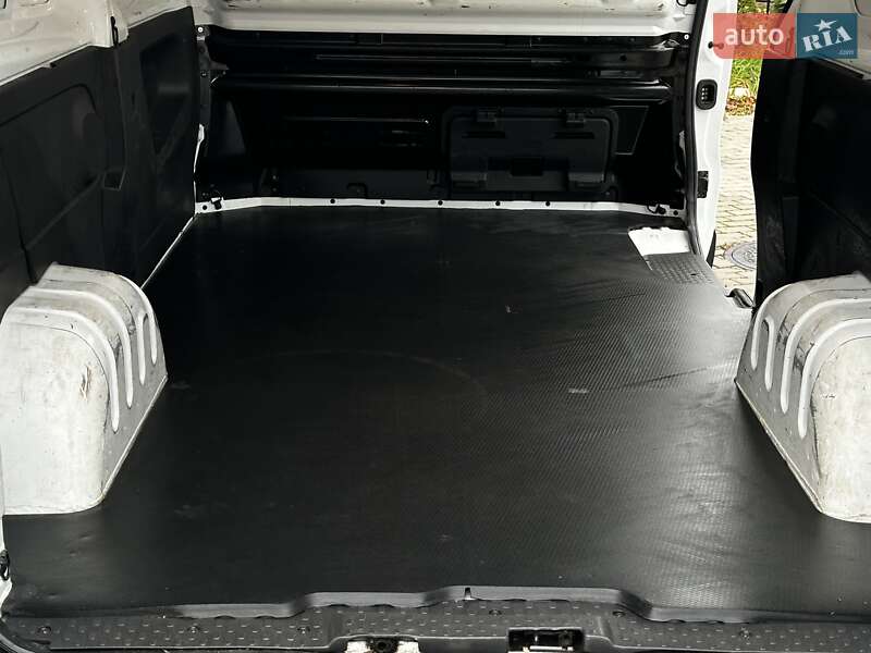 Грузовой фургон Renault Trafic 2022 в Ровно
