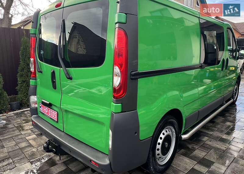 Минивэн Renault Trafic 2013 в Дубно