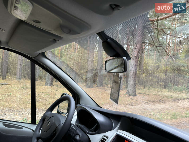 Мінівен Renault Trafic 2013 в Києві