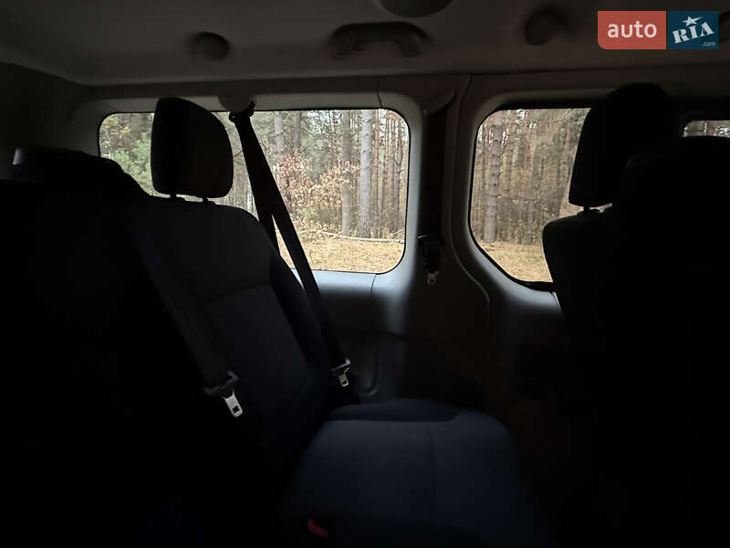 Мінівен Renault Trafic 2013 в Києві