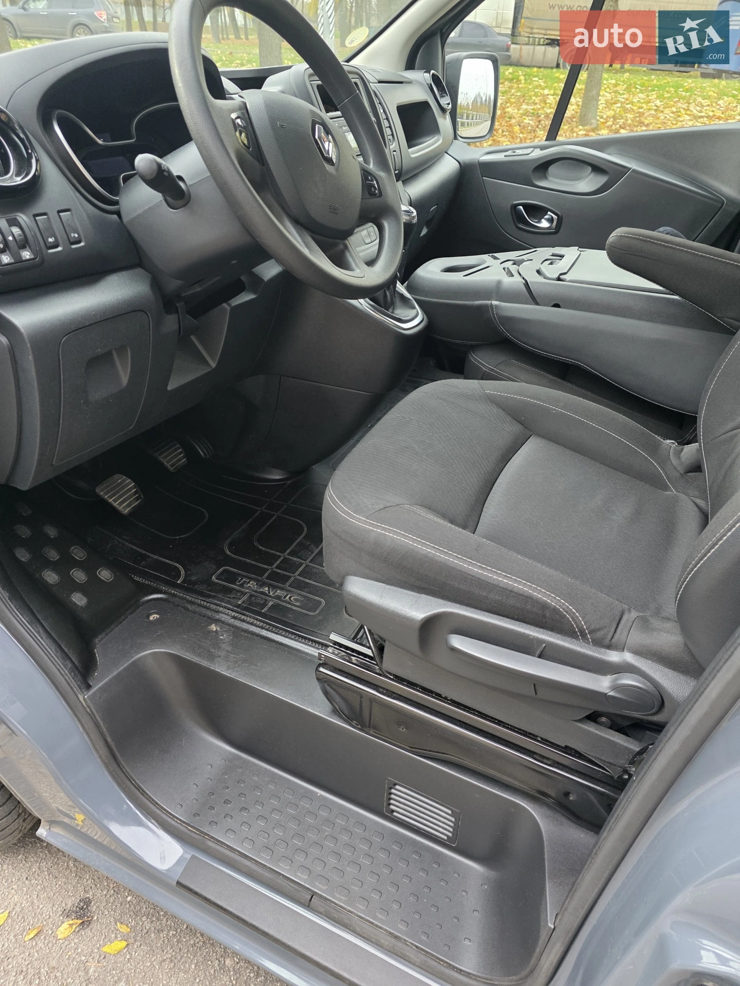 2021 Renault Trafic - мініатюра 36