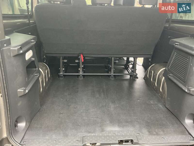 Минивэн Renault Trafic 2015 в Киеве