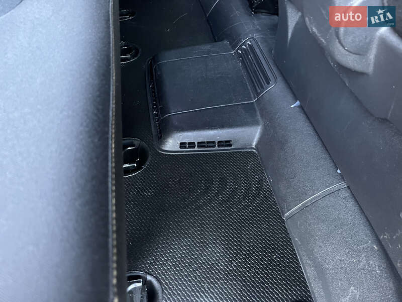 Грузопассажирский фургон Renault Trafic 2016 в Ковеле фото 26 Грузопассажирский фургон Renault Trafic 2016 в Ковеле