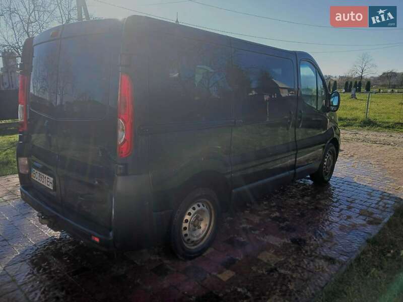 Мінівен Renault Trafic 2007 в Дрогобичі