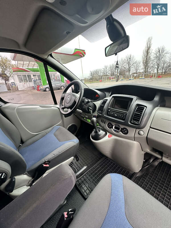 Минивэн Renault Trafic 2012 в Миргороде фото 33 Минивэн Renault Trafic 2012 в Миргороде