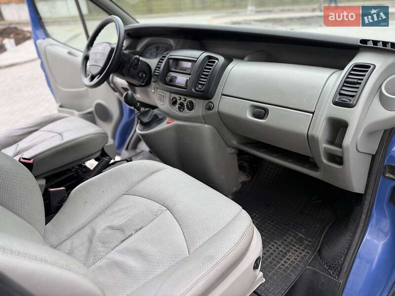 Минивэн Renault Trafic 2003 в Хмельницком фото 13 Минивэн Renault Trafic 2003 в Хмельницком