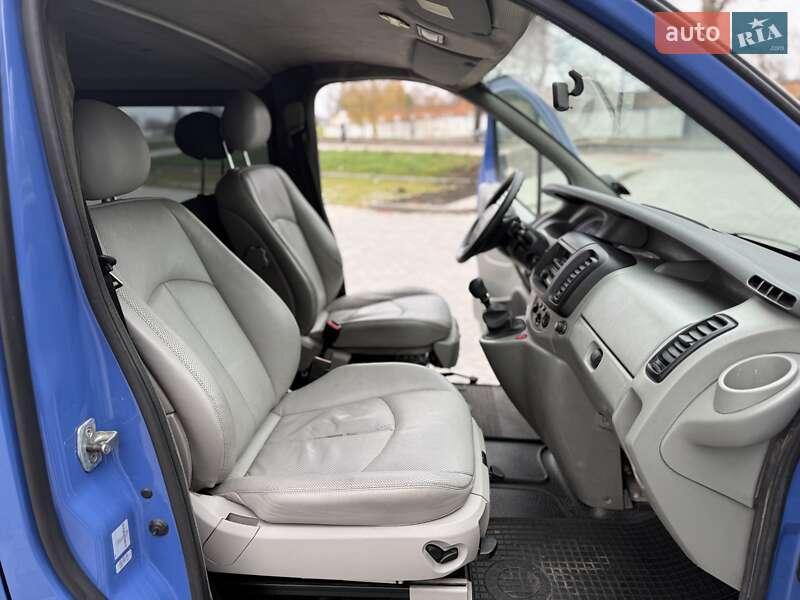 Минивэн Renault Trafic 2003 в Хмельницком фото 18 Минивэн Renault Trafic 2003 в Хмельницком