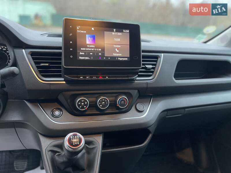 Грузовой фургон Renault Trafic 2022 в Дубно