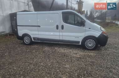 Грузовой фургон Renault Trafic 2002 в Косове