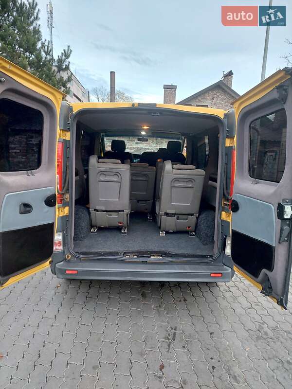 Минивэн Renault Trafic 2007 в Львове фото 5 Минивэн Renault Trafic 2007 в Львове