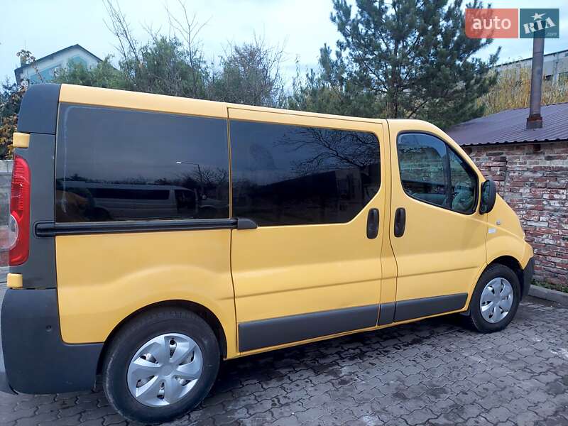 Минивэн Renault Trafic 2007 в Львове фото 3 Минивэн Renault Trafic 2007 в Львове