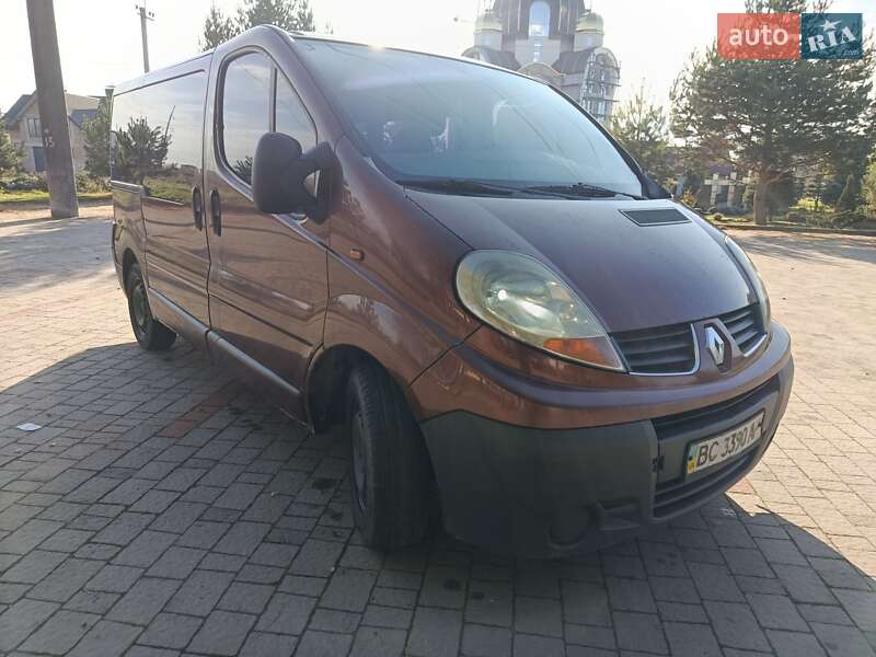 Минивэн Renault Trafic 2006 в Львове