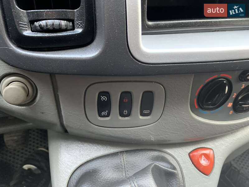 Мінівен Renault Trafic 2013 в Житомирі фото 2 Мінівен Renault Trafic 2013 в Житомирі