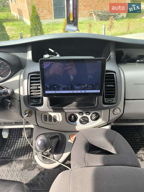 Минивэн Renault Trafic 2011 в Черновцах фото 4 Минивэн Renault Trafic 2011 в Черновцах